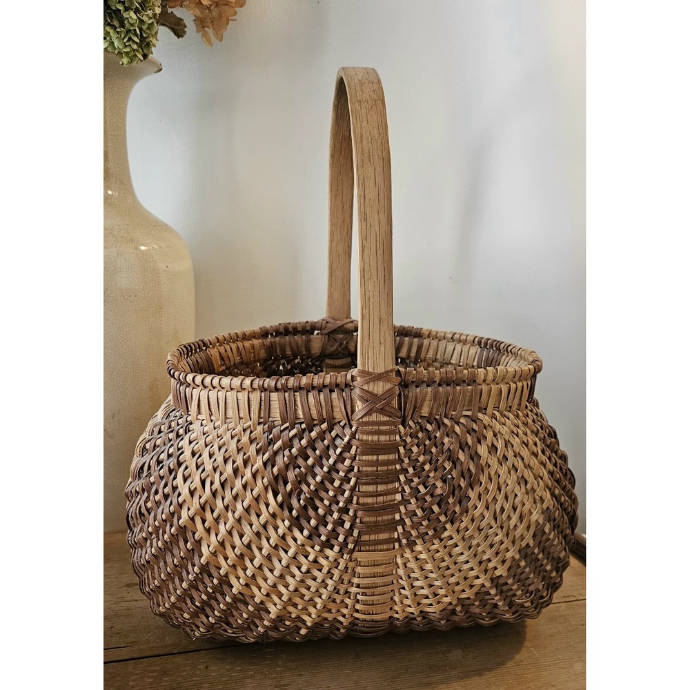 Vintage Large Hand Woven Melon Gathering Basket  13"x15"